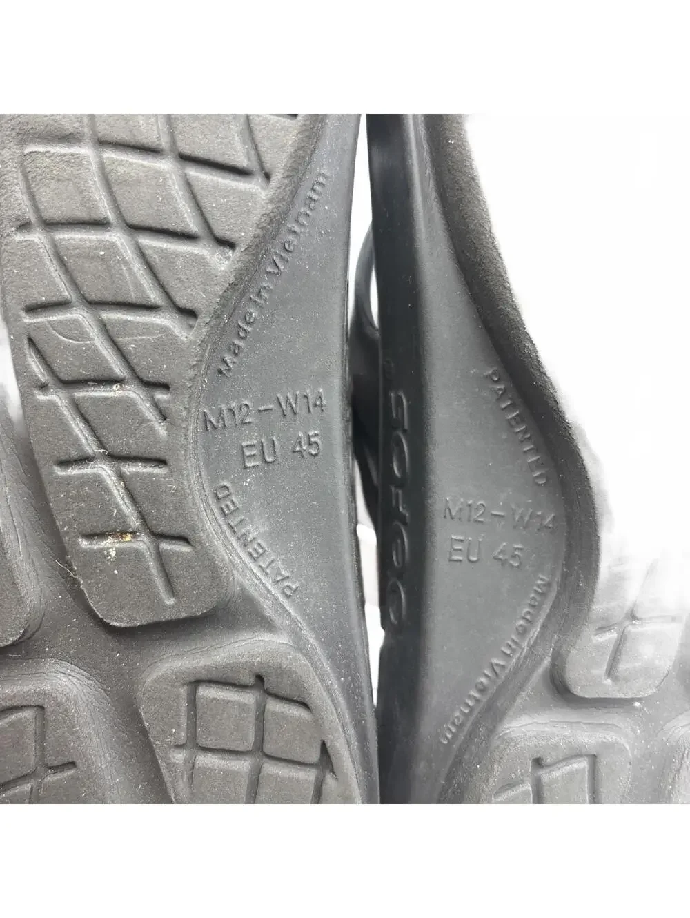 Oofos Black Flip Flop Sandals Shoes Men's Size 12 Women's Size 14